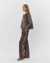 Load image into Gallery viewer, Svana Jacket - Leopard Print
