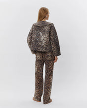 Load image into Gallery viewer, Svana Jacket - Leopard Print
